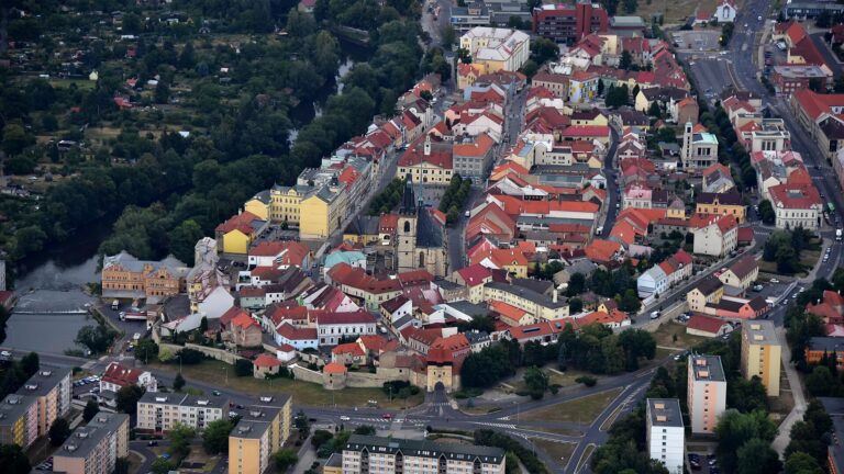 Stěhovací Služba v Lounech – Bezproblémové Stěhování pro Váš Domov